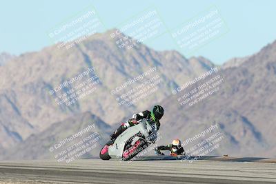 media/Dec-01-2025-Moto Forza (Mon) [[2daa91e15f]]/3-Beginner Group/Session 4 Turn 9/